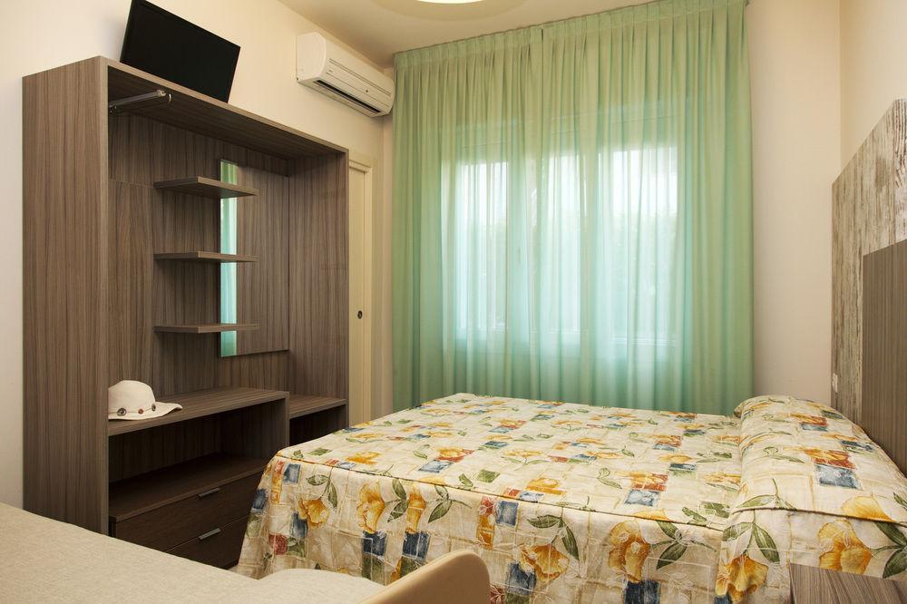 Hotel Mare Live Lido di Jesolo Exterior photo