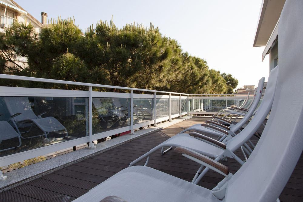 Hotel Mare Live Lido di Jesolo Exterior photo
